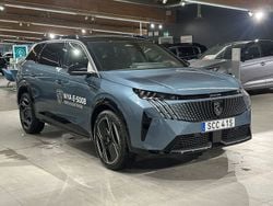 Blå ingaro Begagnad 2024 Peugeot e-5008 GTi SUV | 529 900 kr (Marknadspris)
