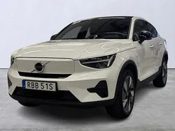 Vit Begagnad 2024 Volvo EC40 Core SUV | 399 900 kr (Marknadspris)