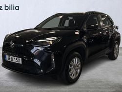 Svart Begagnad 2024 Toyota Yaris Cross Active SUV | 277 900 kr (Marknadspris)