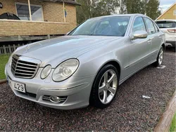 Silver Begagnad 2007 Mercedes E220 Avantgarde Sedan | 79 000 kr (Bra pris)