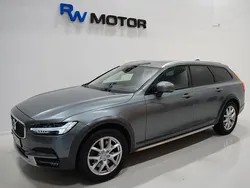 Grå Begagnad 2017 Volvo V90 CC Inscription Kombi | 329 800 kr (Marknadspris)