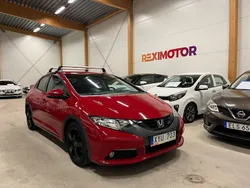 Röd Begagnad 2012 Honda Civic Sport Halvkombi | 74 900 kr (Marknadspris)