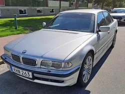 Silver Begagnad 2000 BMW 740L Sedan | 55 000 kr