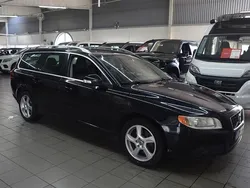 Svart Begagnad 2010 Volvo V70 Summum Kombi | 89 900 kr (Marknadspris)