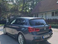 Grå Begagnad 2019 BMW 118 M Sport Halvkombi | 205 000 kr (Marknadspris)