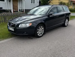 Grå Begagnad 2011 Volvo V70 Momentum Kombi | 60 000 kr (Superpris)