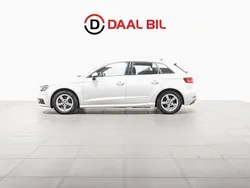 Vit Begagnad 2020 Audi A3 Sportback e-tron Sport Sedan | 229 700 kr (Marknadspris)