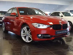 Röd Begagnad 2012 BMW 335 Sport Line Sedan | 199 000 kr (Bra pris)