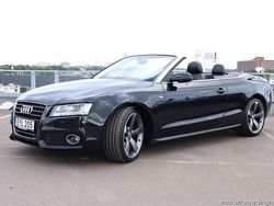 Svart samma som bilen Begagnad 2010 Audi A5 Cabriolet S-Line Cab | 149 900 kr (Lite dyr)