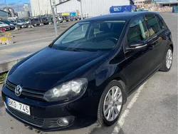 Svart Begagnad 2010 VW Golf VI Edition Halvkombi | 47 000 kr (Marknadspris)