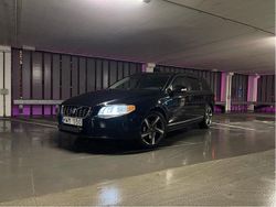 Svart Begagnad 2009 Volvo V70 Kombi | 46 000 kr