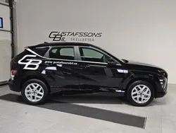 Svart Ny 2024 Hyundai Kona Essential SUV | 455 000 kr (Dyr)