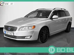 Silver (silvermetallic) Begagnad 2014 Volvo V70 Momentum Kombi | 124 900 kr (Marknadspris)