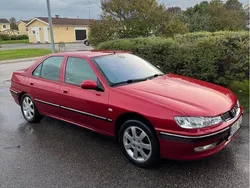 Röd Begagnad 2003 Peugeot 406 Sedan | 32 000 kr
