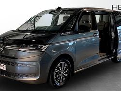 Grå (black) Begagnad 2024 VW Multivan Van | 687 375 kr (Dyr)