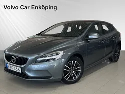 Grå Begagnad 2017 Volvo V40 Business Edition Kombi | 189 900 kr (Marknadspris)