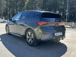 Grå Begagnad 2022 Cupra Born Halvkombi | 319 000 kr (Lite dyr)
