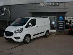 Vit Begagnad 2022 Ford Transit Custom Van | 339 900 kr