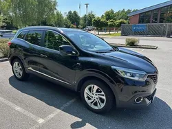 Svart Begagnad 2016 Renault Kadjar Bose Edition SUV | 134 900 kr (Marknadspris)