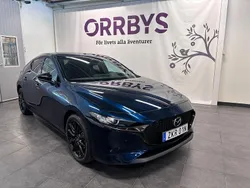 Blå Begagnad 2024 Mazda 3 Homura-Line Halvkombi | 319 500 kr (Marknadspris)