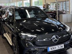 Svart Begagnad 2024 Mercedes GLC300e AMG line SUV | 899 000 kr