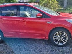 Begagnad 2015 Ford Kuga SUV | 85 000 kr (Marknadspris)