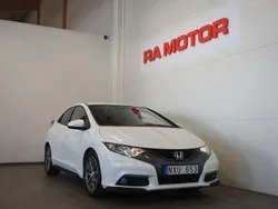 Vit Begagnad 2012 Honda Civic Sport Halvkombi | 109 900 kr (Marknadspris)