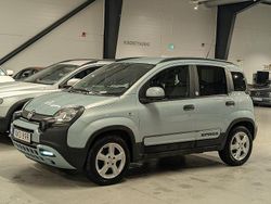 Grön Begagnad 2020 Fiat Panda Cross Cross Halvkombi | 129 900 kr