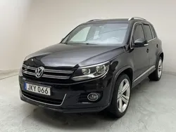 Svart Begagnad 2015 VW Tiguan R-line SUV | 114 000 kr (Bra pris)