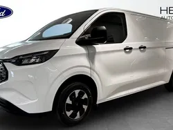 Vit (white) Ny 2025 Ford Transit Trend Van | 699 875 kr (Dyr)