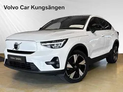 Vit Begagnad 2024 Volvo EC40 Core SUV | 379 900 kr (Marknadspris)
