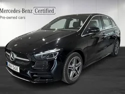 Svart Begagnad 2023 Mercedes B250e AMG Minibuss | 419 900 kr (Marknadspris)