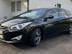 Svart Begagnad 2012 Hyundai i40 Kombi | 59 900 kr (Marknadspris)