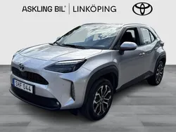 Silver Begagnad 2022 Toyota Yaris Cross SUV | 279 000 kr (Bra pris)