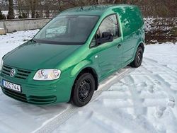 Electric green pearl Begagnad 2006 VW Caddy Minibuss | 53 900 kr