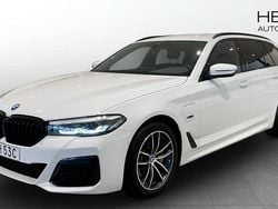 Vit (white) Begagnad 2023 BMW 530e M Sport Kombi | 459 900 kr (Dyr)