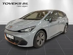Ljusgrå (vapor grey) Begagnad 2022 Cupra Born Halvkombi | 239 900 kr (Bra pris)