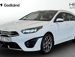 Vit (white) Begagnad 2022 Kia Ceed Sportswagon 2 Kombi | 269 900 kr (Marknadspris)