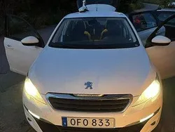 Vit Begagnad 2016 Peugeot 308 Active Kombi | 104 000 kr (Marknadspris)