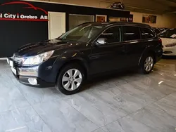 Mörkgrå Begagnad 2010 Subaru Outback SUV | 74 900 kr (Marknadspris)
