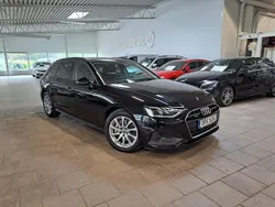 Svart Begagnad 2020 Audi A4 Advanced Kombi | 249 000 kr (Superpris)