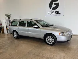 Ljusgrå Begagnad 2006 Volvo V70 Kinetic Kombi | 59 900 kr (Dyr)
