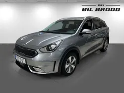 Grå Begagnad 2018 Kia Niro 2 SUV | 199 500 kr (Lite dyr)