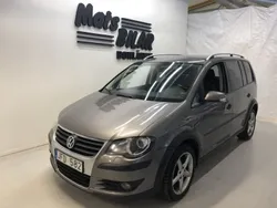 VW Touran Cross