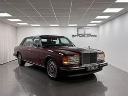 Mörkröd Begagnad 1988 Rolls Royce Silver Spur Sedan | 379 900 kr