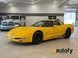 Gul Begagnad 2000 Chevrolet Corvette SE Sportkupé | 209 000 kr (Marknadspris)