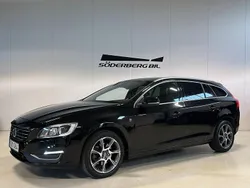 Svart Begagnad 2015 Volvo V60 Ocean Race Kombi | 169 900 kr (Lite dyr)