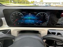 Vit Begagnad 2021 Mercedes A250 Sedan | 345 000 kr