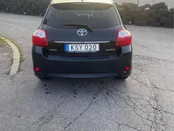 Svart Begagnad 2010 Toyota Auris Sport Halvkombi | 44 000 kr