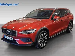 Begagnad 2023 Volvo V60 CC Kombi | 443 900 kr (Lite dyr)